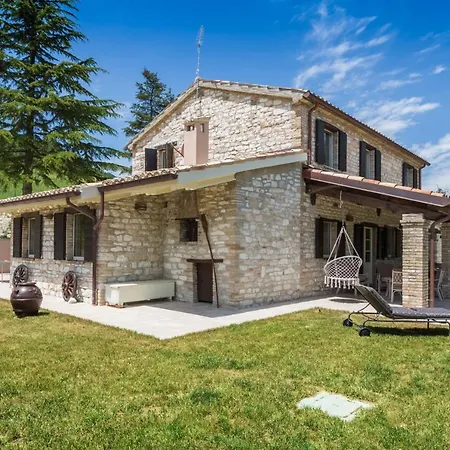Pally Villa
