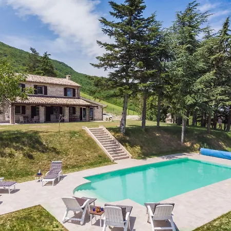 Villa Pally